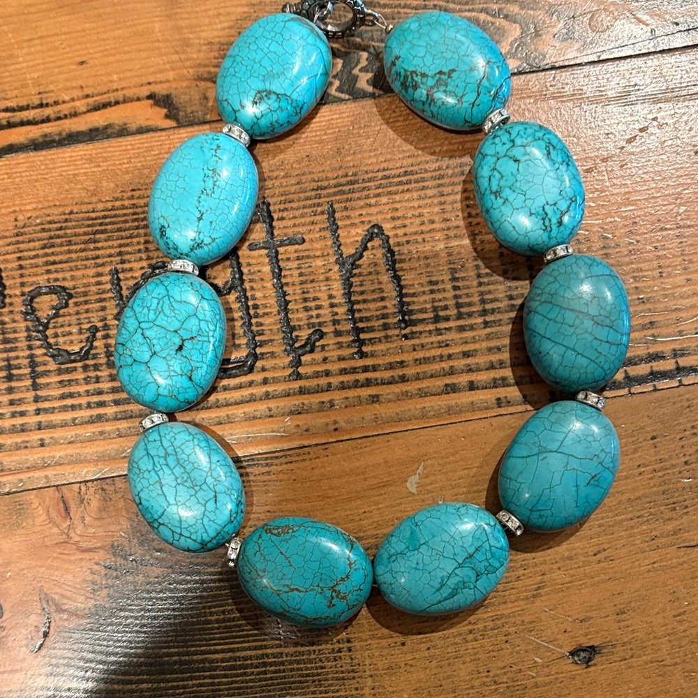 Turquoise Beaded Necklace